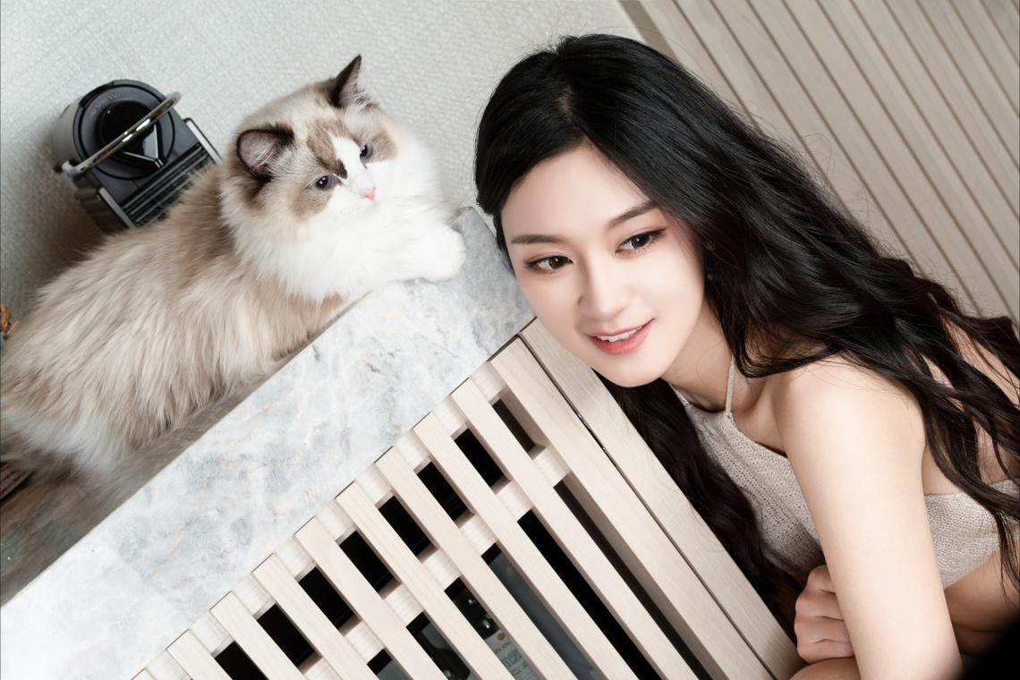 网络名人寻味“千鲜之城” 探访福建霞浦山海魅力